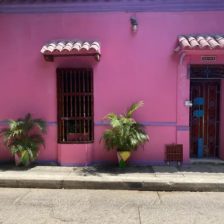 Casa San Benito Abad Homestay *