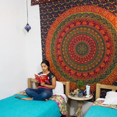 Casa San Benito Abad Homestay *
